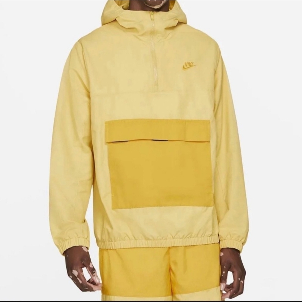 Nike Sportswear  Men's Lined Anorak size large